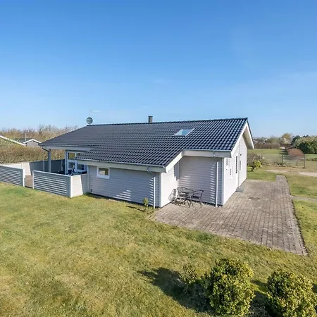 Ellis - 700m To The Fjord By Interhome * Tarm