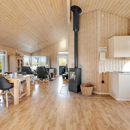 Ellis - 700m To The Fjord By Interhome Feriehus Tarm