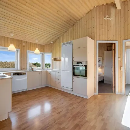 Ellis - 700m To The Fjord By Interhome Feriehus