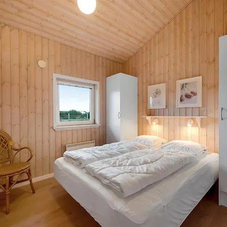 Ellis - 700m To The Fjord By Interhome Tarm